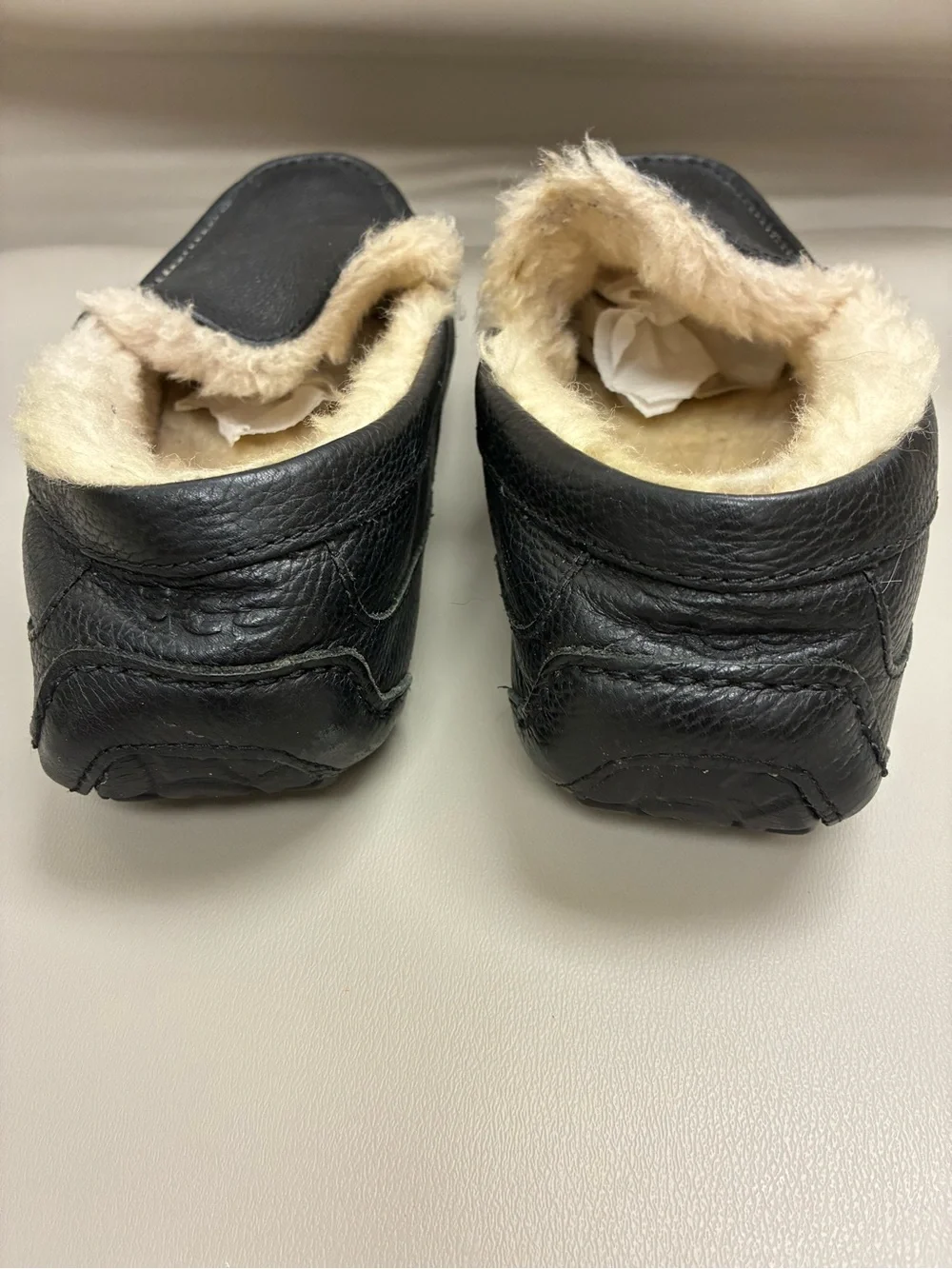 UGG Ascot Black Leather Slippers Men’s 13